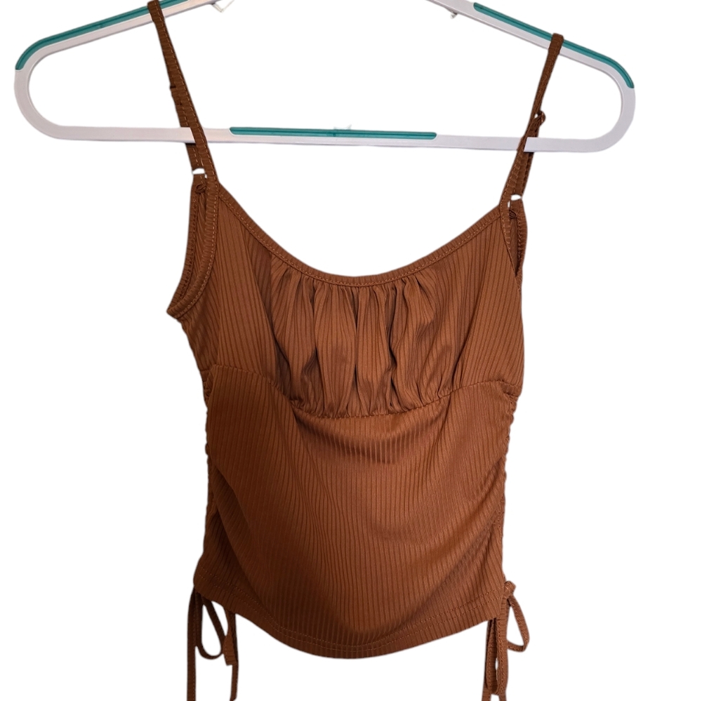 3/$15 Shein Brown Ribbed Crop Top with Adjustable Sides Size Medium